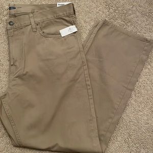 OLD NAVY 5 POCKET JEANS PANTS NWT